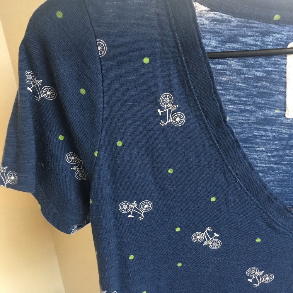 Sm Abercrombie and Fitch tee